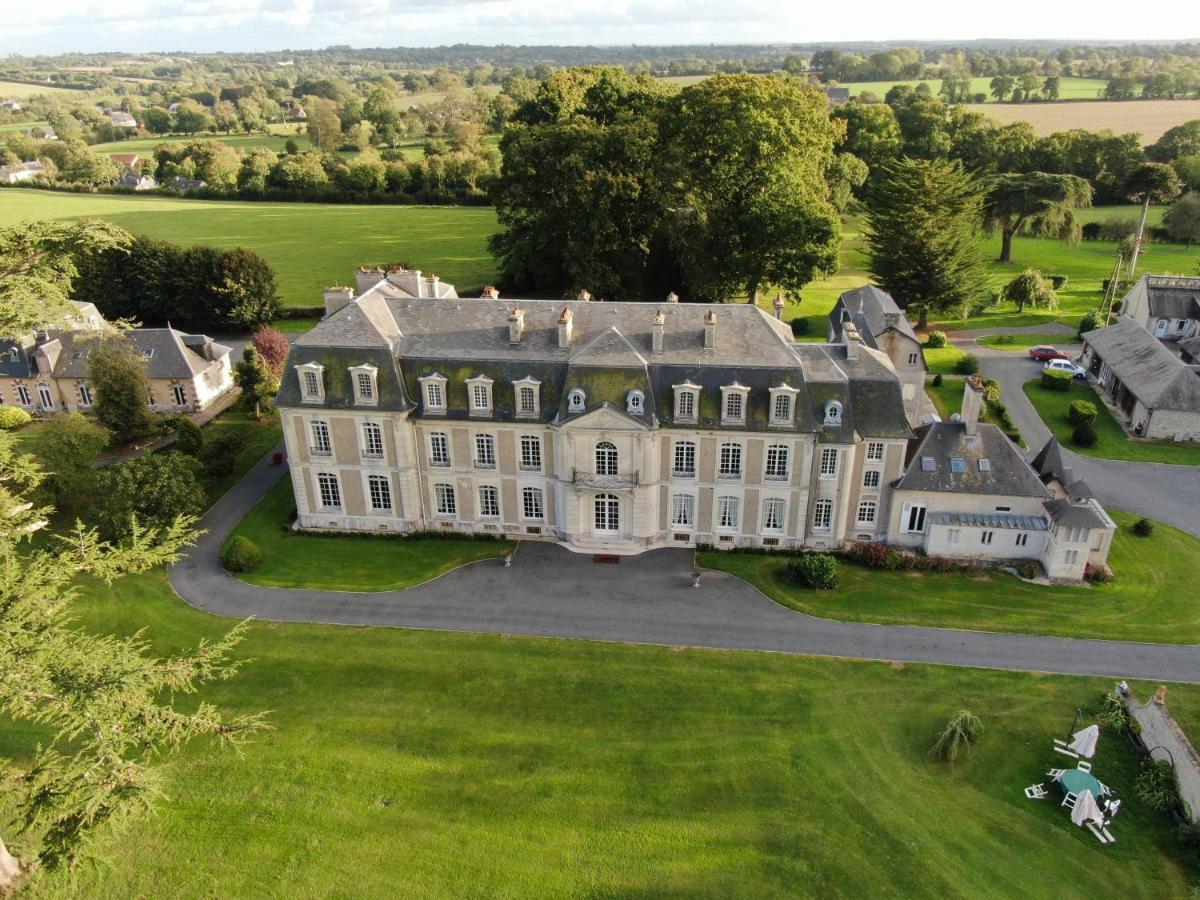 Chateau Des Monts Barbeville Exterior photo